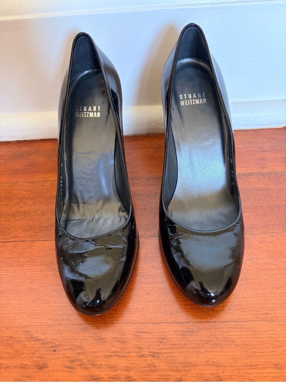 Y2K Stuart Weitzman Black Patent Leather Classic Pumps